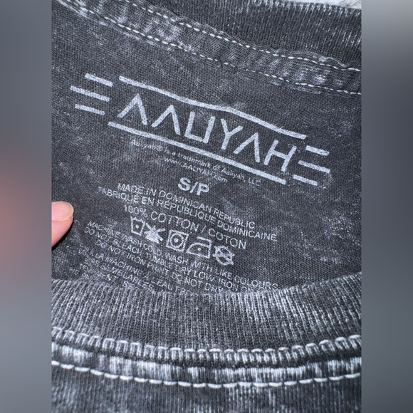 Aaliyah Black Graphic T-Shirt - Picture 1 of 2